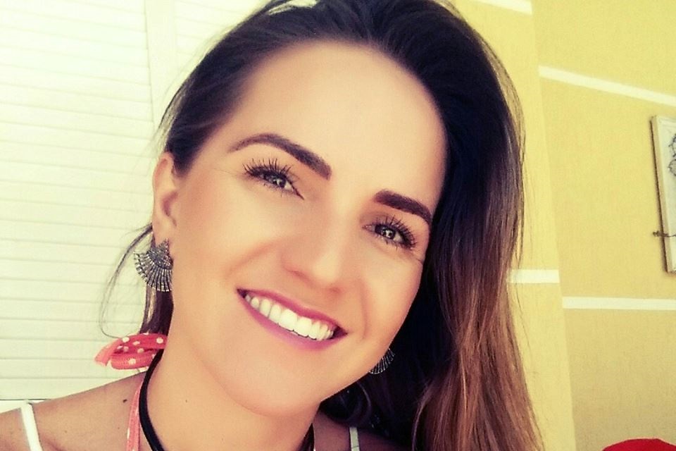 Por ensaio sensual, soldado é punida pela Corpo de Bombeiros e pode ser presa