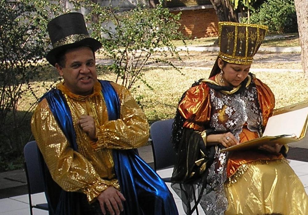 Manda o Rei, Meu Senhor, que lhe Conte Outra