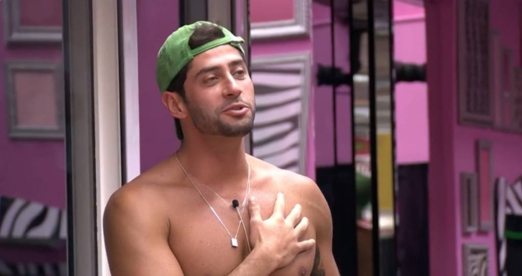 BBB 14: Marcelo quer processar Cássio por injúria e difamação