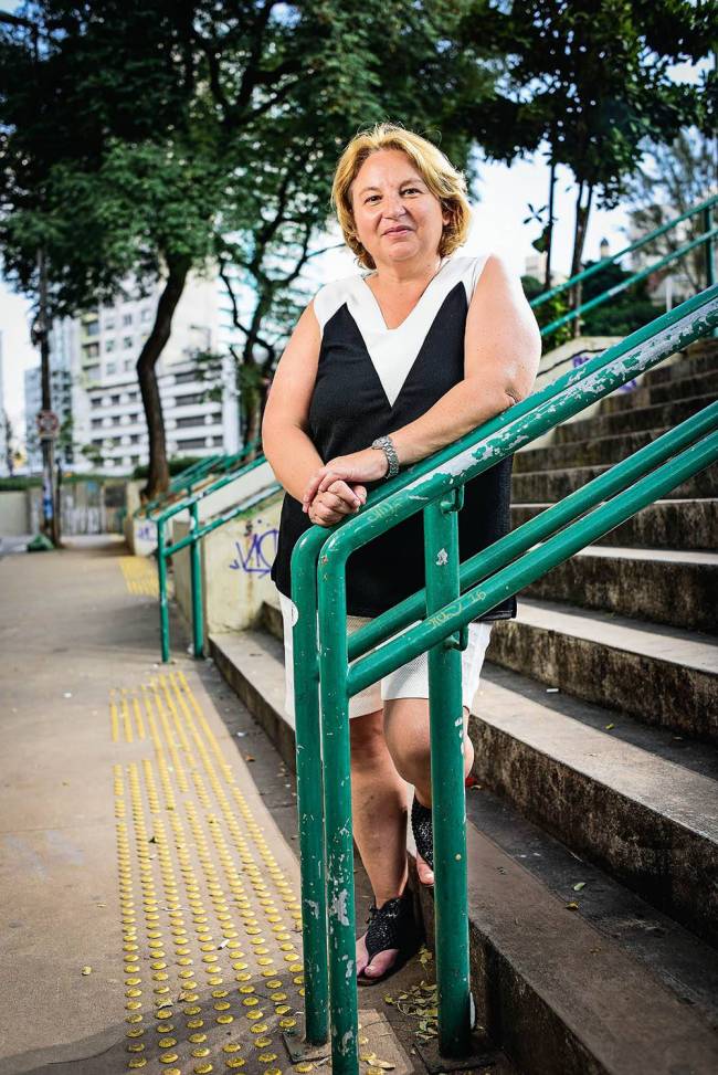 Marta Lilia Porta Praça 14 Bis metrô trânsito