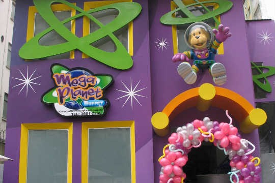 Bufê Mega Planet: opção para a criançada no bairro Bom Retiro Bufê Mega Planet: opção para a criançada no bairro Bom Retiro