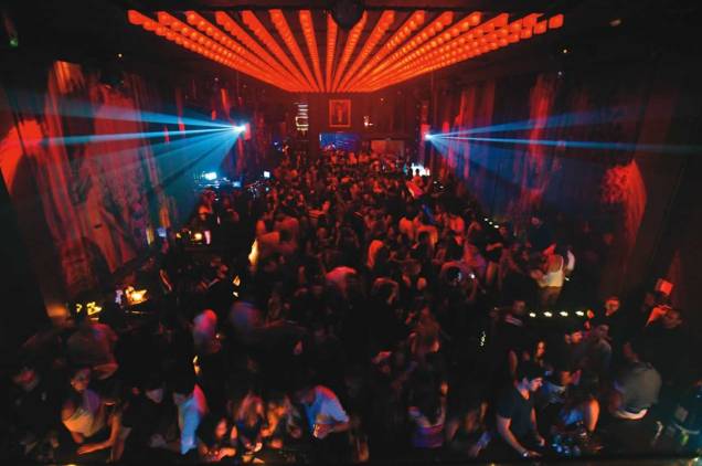 A pista da Mokaï, nos Jardins A pista da Mokaï, nos Jardins