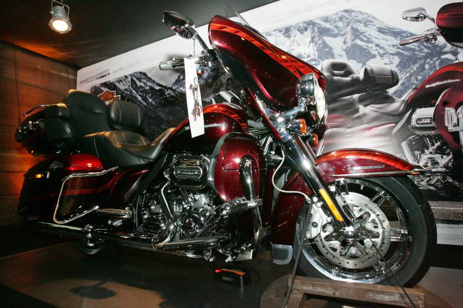 Harley-Davidson lança a exclusiva CVO Limited - avaliada em mais de 100000 reais