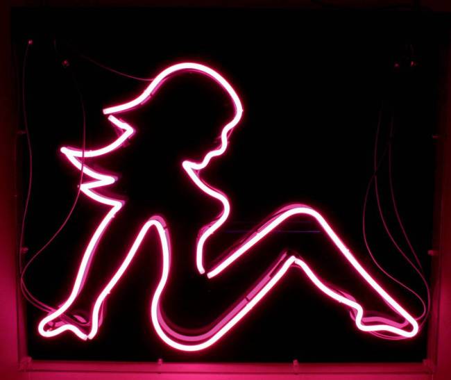 neon mulher