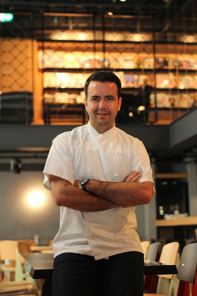 Chef turco Murat Bozok cozinha no Dalva e Dito