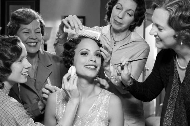 O Artista: comédia dramática francesa em preto e branco não tem diálogos O Artista: comédia dramática francesa em preto e branco não tem diálogos