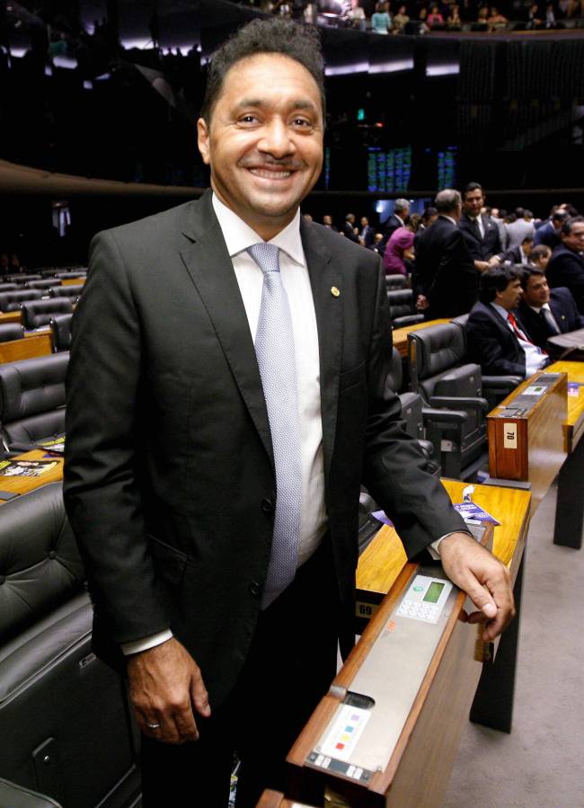 O deputado federalTiririca durante sessão para eleger o novo presidente da Câmar