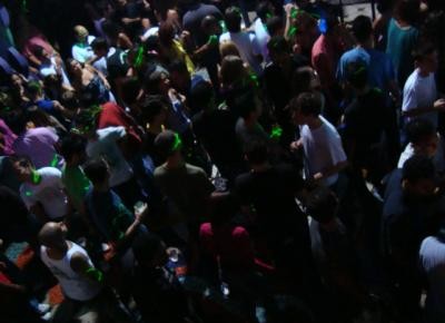 Open Bar Club: balada recebe a festa Gambiarra aos domingos Open Bar Club: balada recebe a festa Gambiarra aos domingos