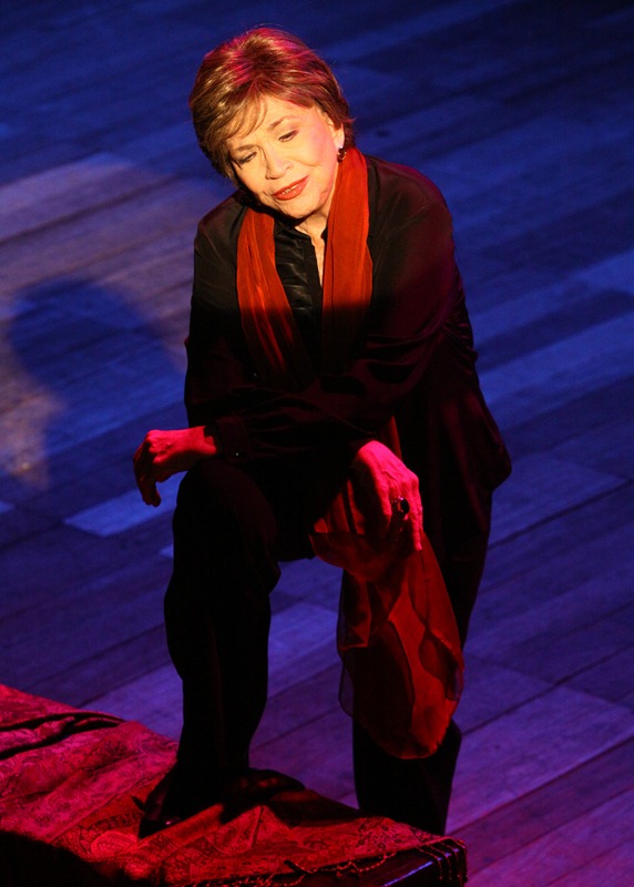 A atriz Nathalia Timberg, no monólogo Paixão A atriz Nathalia Timberg, no monólogo Paixão