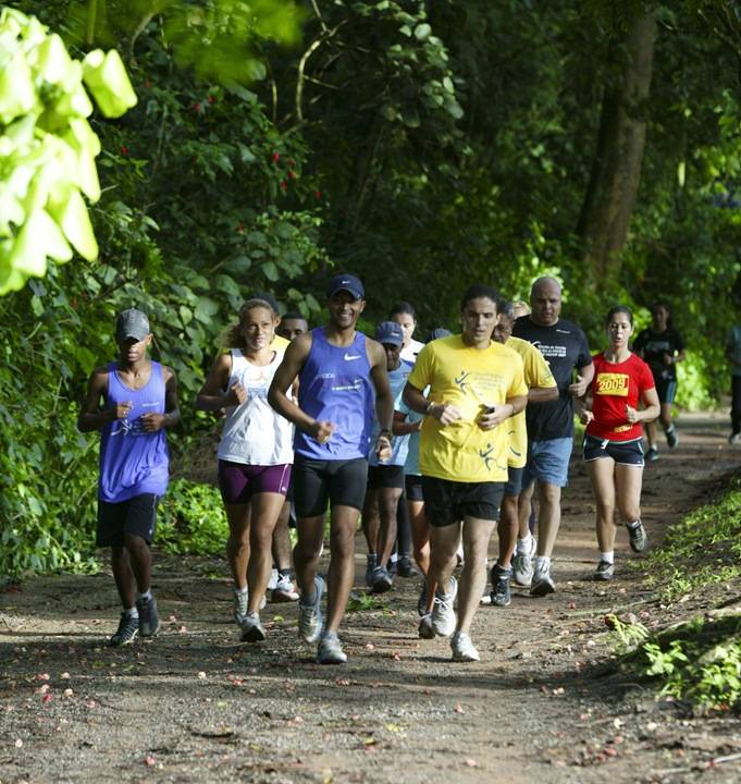 participantes-do-projeto-vida-corrida-no-parque-santo-dias-mario-rodrigues.jpeg