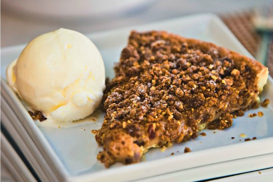 Torta de doce de leite com crumble Torta de doce de leite com crumble