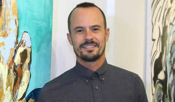 Paulo Vilhena mostra novo visual após tratamento contra envelhecimento