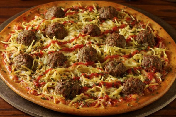 pizza-de-macarronada-1460394674218_615x300