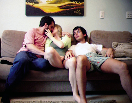 O polêmico curta Poliamor e uma entrevista com seu diretor