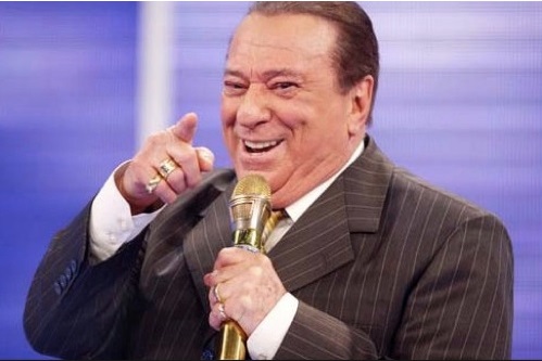 Raul Gil recebe alta de hospital em São Paulo