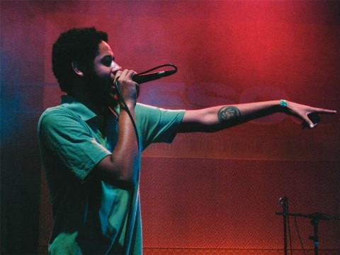 Emicida: o rapper faz show às 13h Emicida: o rapper faz show às 13h