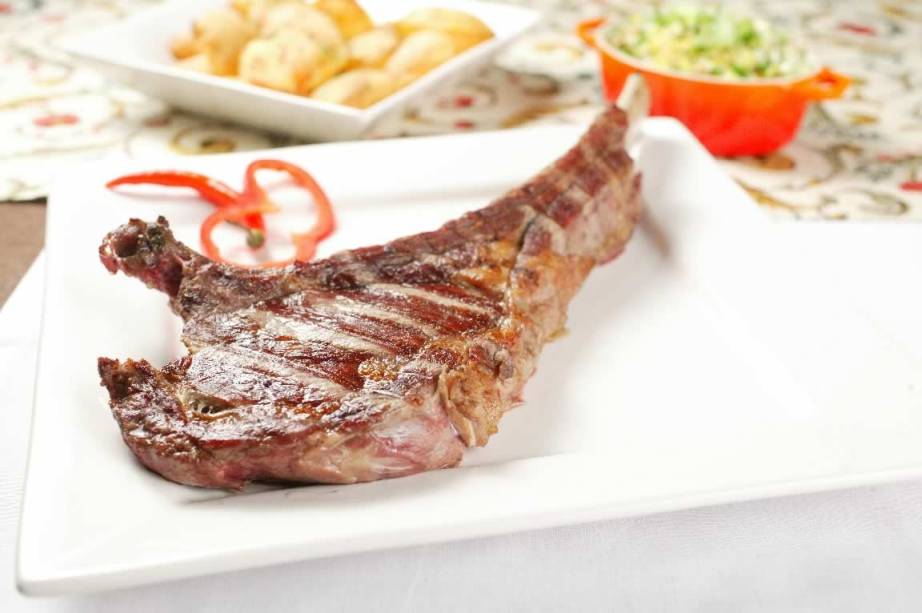 Côte du boeuf (R$ 62,00) do Red Angus: peça ao estilo francês extraída do contra filé