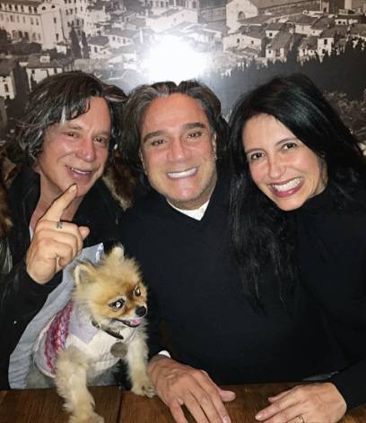 O encontro de Reinaldo Kherlakian, Adele Zarzur e Mickey Rourke em Nova York deve se repetir em São Paulo