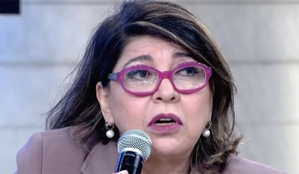 Look surpreendente de Roberta Miranda no ‘Encontro’ faz a alegria da internet