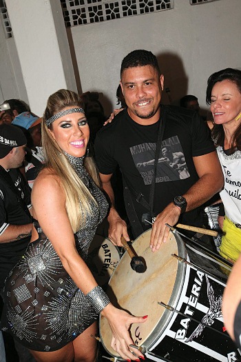 Desfile da Gaviões da Fiel sobre Ronaldo terá neve artificial