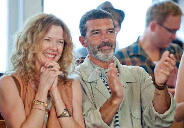 Ruby Sparks - A Namorada Perfeita: Annette Bening e Antonio Banderas estão na comédia romântica Ruby Sparks - A Namorada Perfeita: Annette Bening e Antonio Banderas estão na comédia romântica