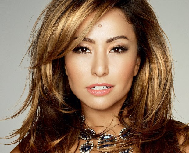 Sabrina Sato usa fantasia ousada e exótica no baile da Vogue e provoca polêmica na internet