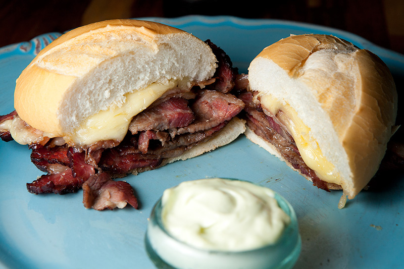 Sanduíche de pastrame Sanduíche de pastrame
