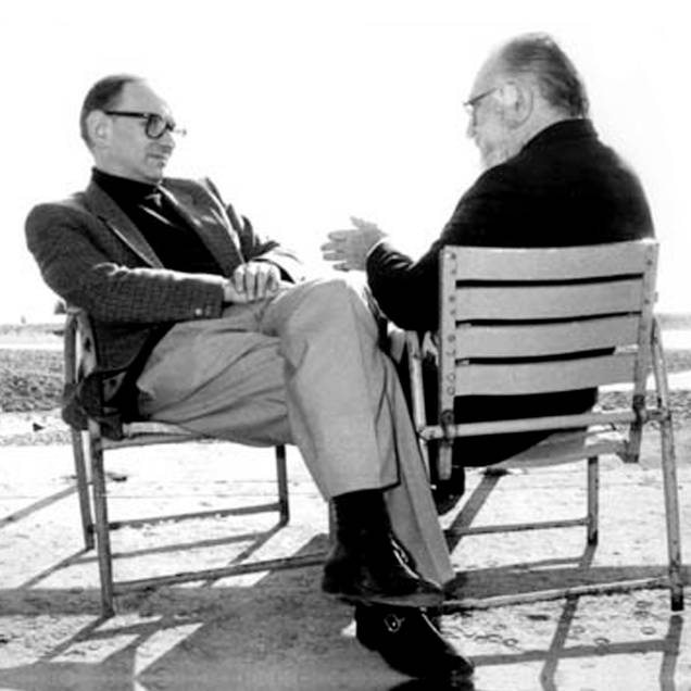 O diretor Sergio Leone na companhia do compositor Ennio Morricone O diretor Sergio Leone na companhia do compositor Ennio Morricone