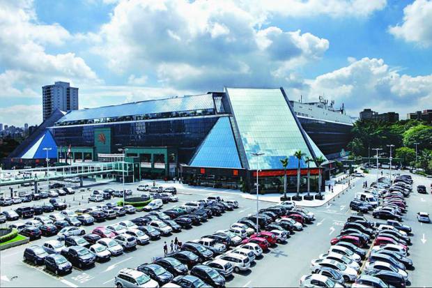 Shopping Eldorado terá mega feira de adoção com 240 cachorros