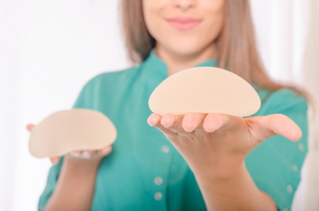 7 coisas que toda mulher precisa saber sobre prótese de silicone nas mamas