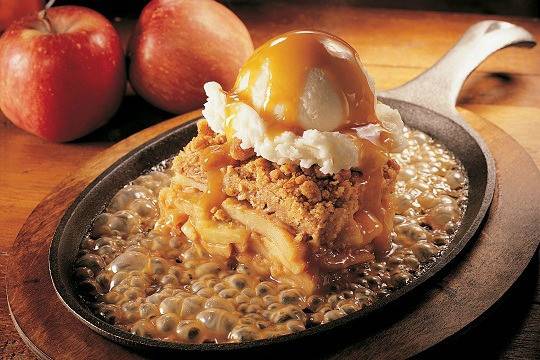 Sobremesas com sorvete - Sizzling Apple Pie na Applebee's