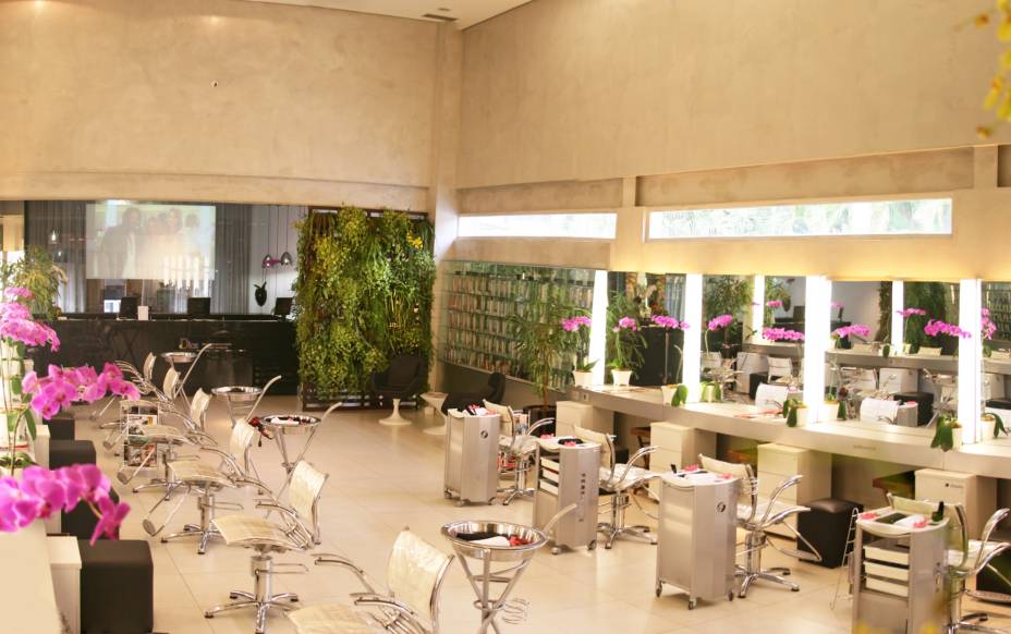 Spa Dios - Rua Adolfo Tabacow n°173 Spa Dios - Rua Adolfo Tabacow n°173