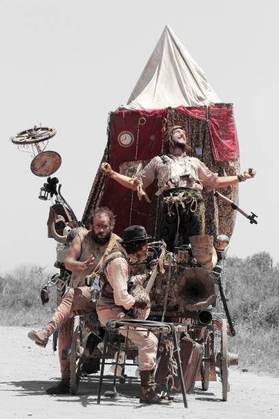 Cena do filme Minutos Atrás Cena do filme Minutos Atrás