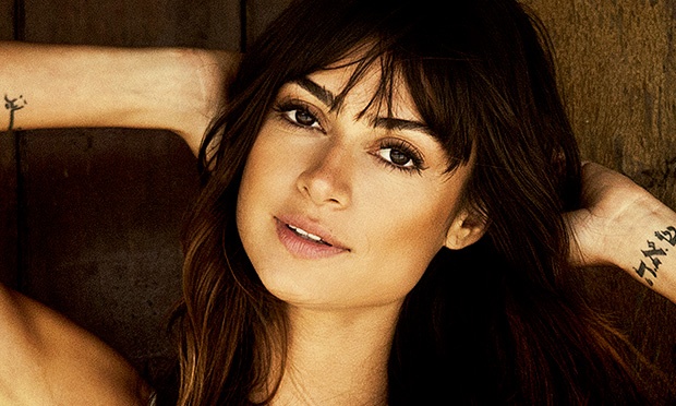 Thaila Ayala vai a festa DiCaprio e detona evento no Snapchat