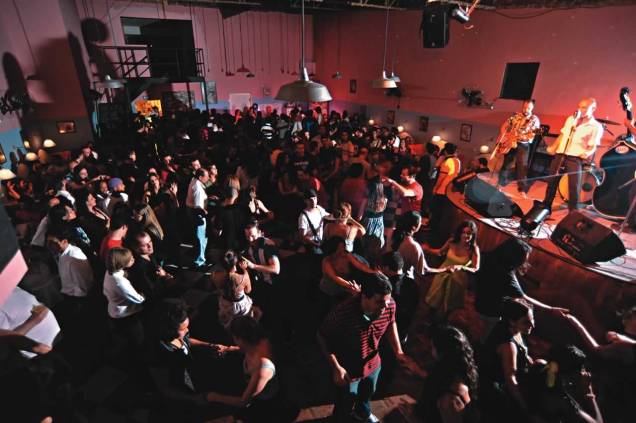 The Clock Rock Bar: reduto rockabilly em Perdizes The Clock Rock Bar: reduto rockabilly em Perdizes