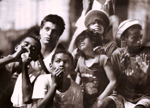 Tim Lopes - Histórias de Arcanjo: Tim Lopes, reportagem com meninos de rua Tim Lopes - Histórias de Arcanjo: Tim Lopes, reportagem com meninos de rua