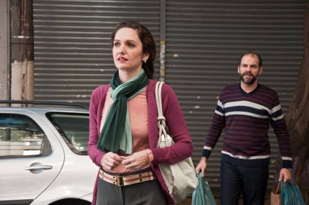 O suspense de Trabalhar Cansa: Helena pressente coisas estranhas em sua loja O suspense de Trabalhar Cansa: Helena pressente coisas estranhas em sua loja