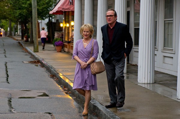 Meryl Streep e Tommy Lee Jones em Um Divã para Dois: comédia dramática sobre casamento