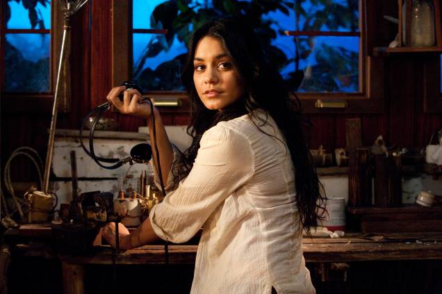 Viagem 2: A Ilha Misteriosa: Vanessa Hudgens faz parte do elenco Viagem 2: A Ilha Misteriosa: Vanessa Hudgens faz parte do elenco