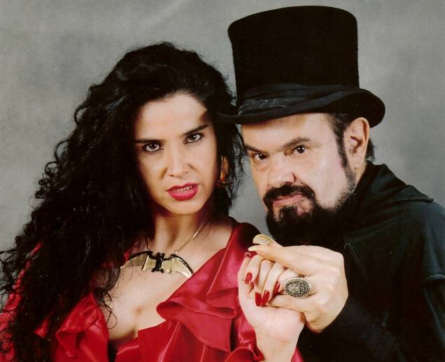 Zé do Caixão e Liz Vamp são os destaques da Fantástica Jornada Noite Adentro Zé do Caixão e Liz Vamp são os destaques da Fantástica Jornada Noite Adentro