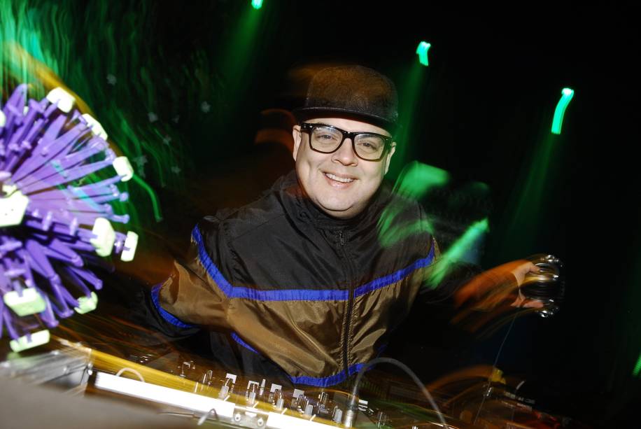 Zé Pedro: comanda a noitada na Lions Zé Pedro: comanda a noitada na Lions