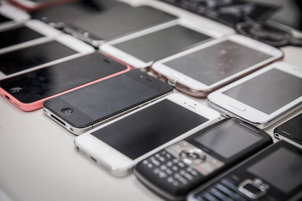 Saiba quais sãos os endereços onde mais se roubam celulares na capital