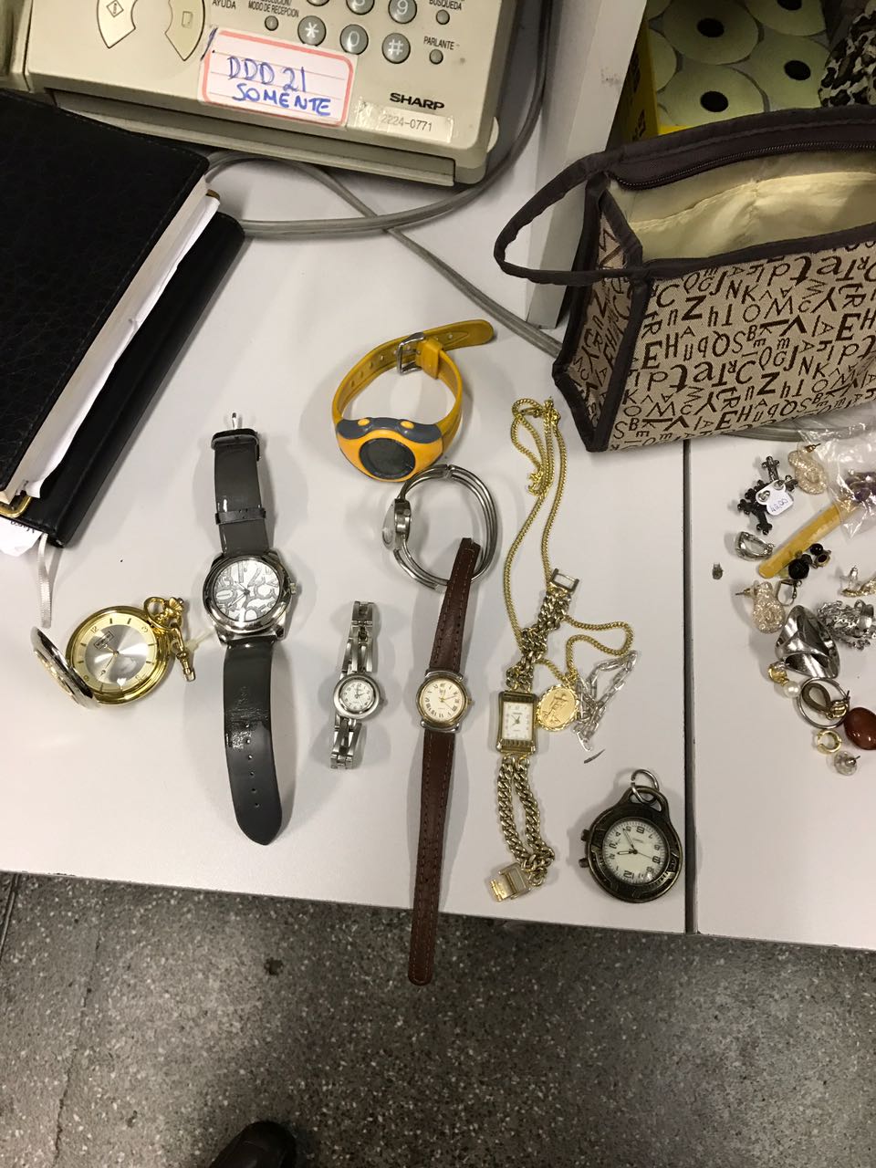 Polícia prende idosa de 83 anos e netos por tráfico de drogas