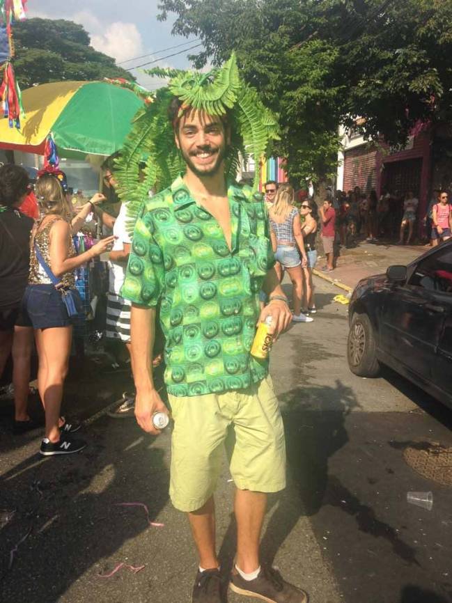 andre-27-anos-samabaia-bloco-ritaleena-em-pinheiros andre-27-anos-samabaia-bloco-ritaleena-em-pinheiros