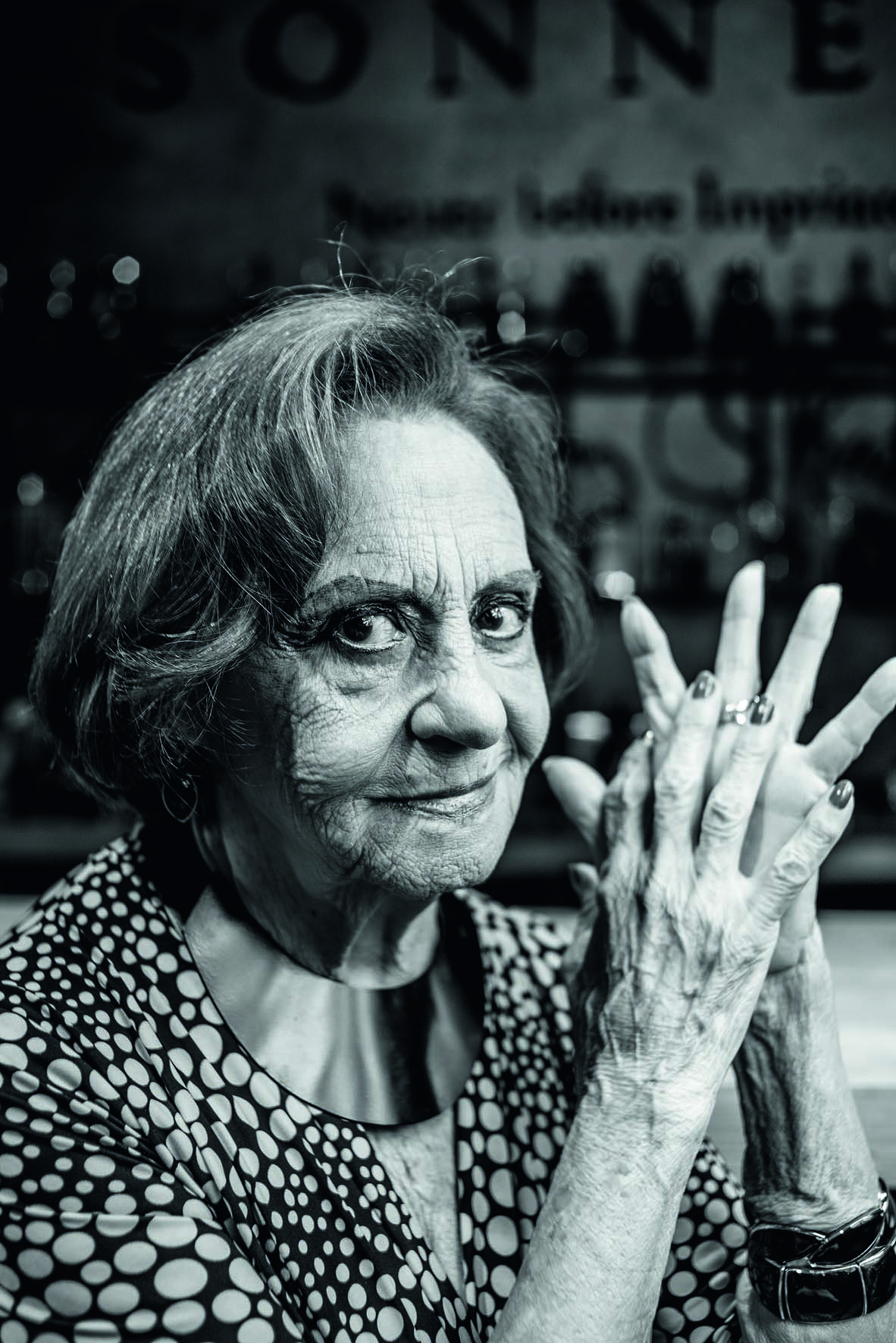 Morre a atriz Laura Cardoso, pioneira da TV, aos 98 anos