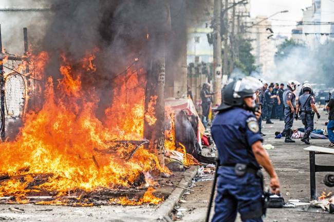 confronto Cracolândia