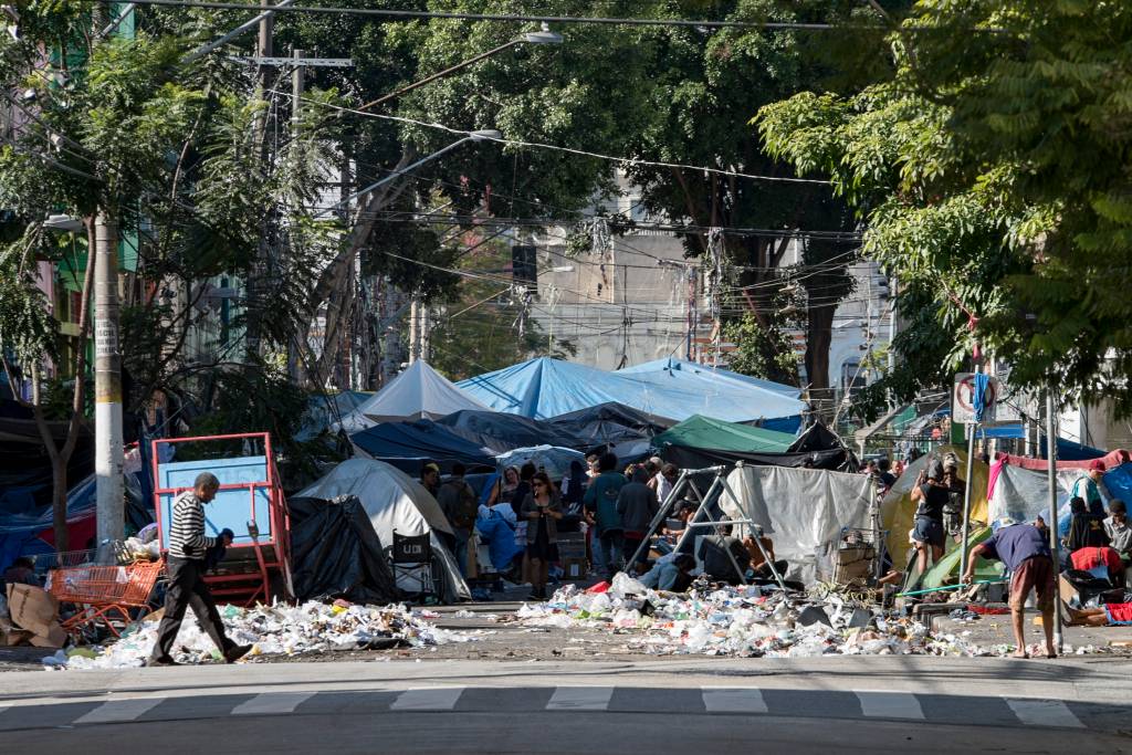 Segurança do PCC na Cracolândia é preso pela Polícia Militar