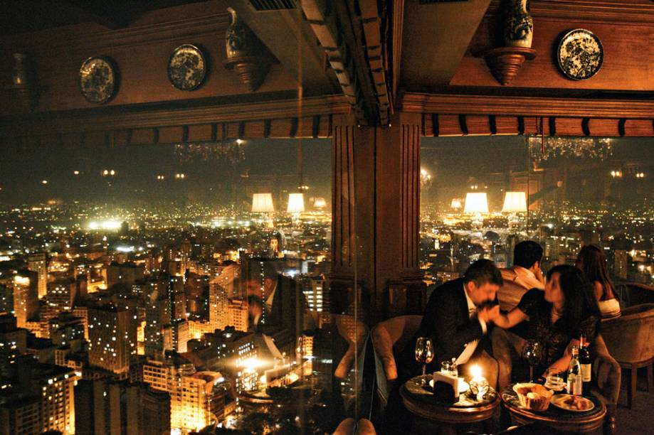 Terraço Itália: o salão é embalado por apresentações de jazz Terraço Itália: o salão é embalado por apresentações de jazz