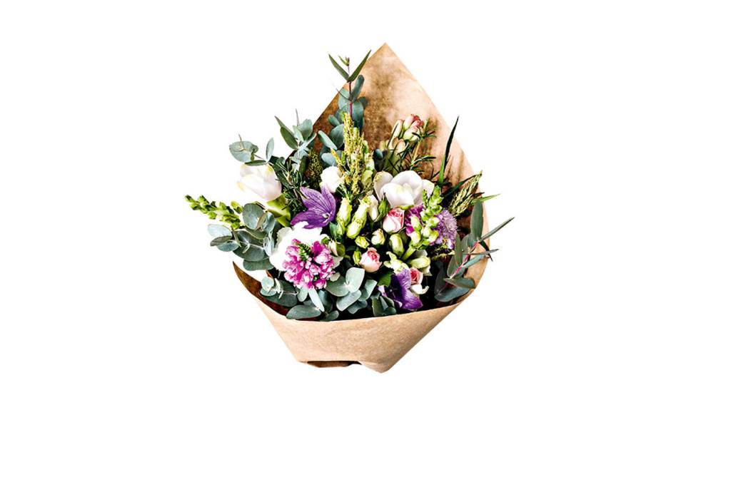 Três arranjos de flores para o Dia dos Namorados