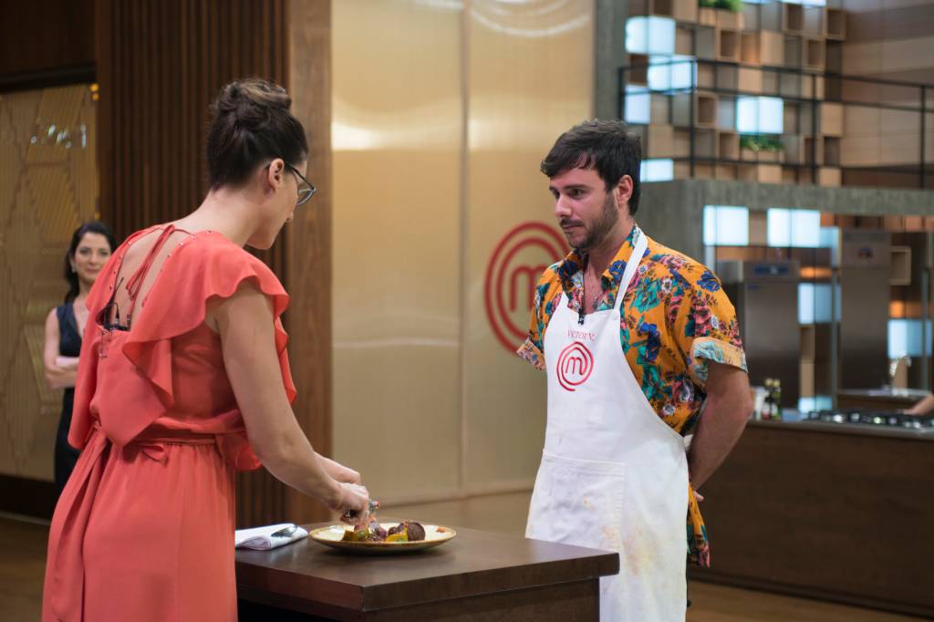 MasterChef 4: leilão de vitelo, América do Sul e prato feito, PF